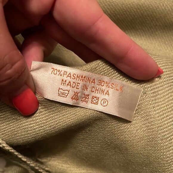 Mint Green Scarf with Fringe - Picture 3 of 4